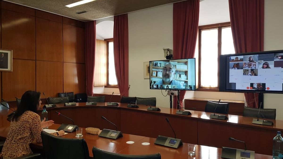 Moreno comparecerá el viernes en Diputación Permanente y el Parlamento prevé el primer Pleno el 6 de mayo