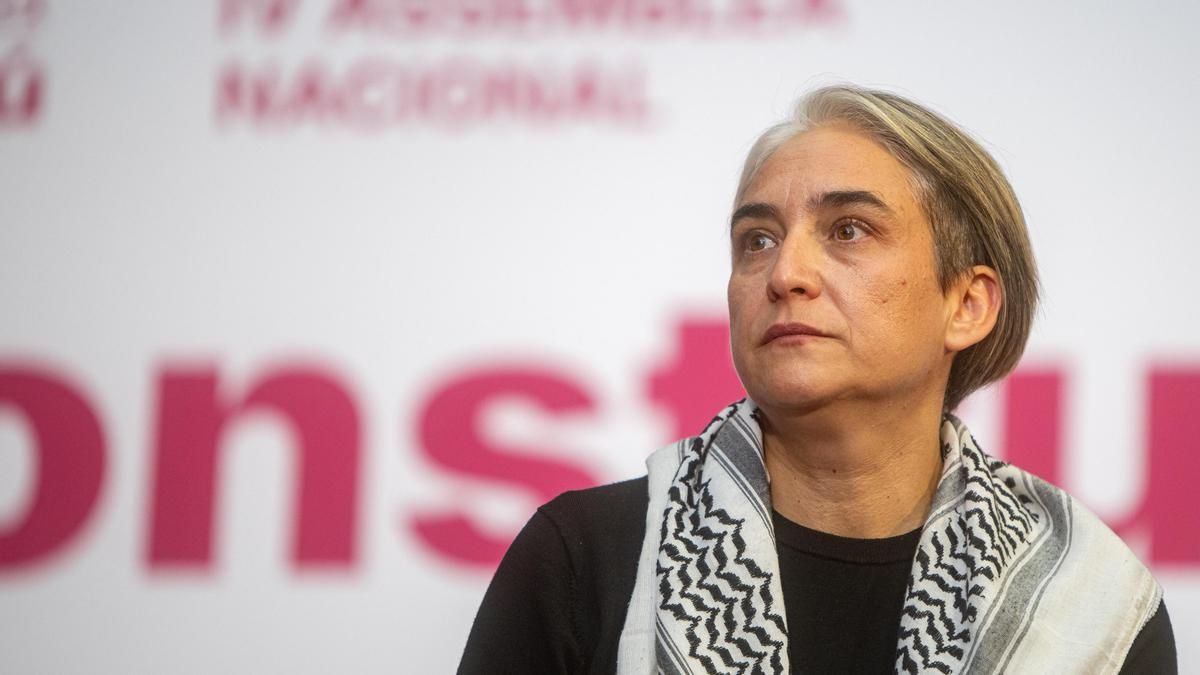 La ambigüedad de Colau sobre la marca del Frente Amplio y sobre su propio liderazgo inquieta en la alianza