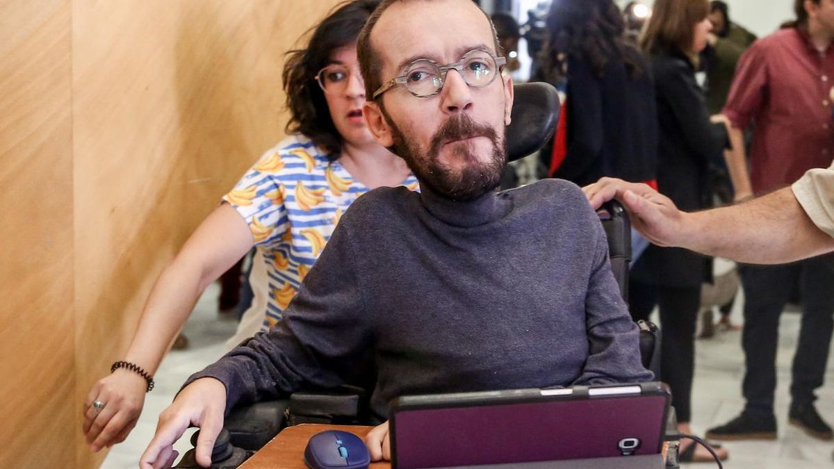 Echenique justifica su cese al no cumplir los objetivos y dice que "hay un trabajo por hacer"