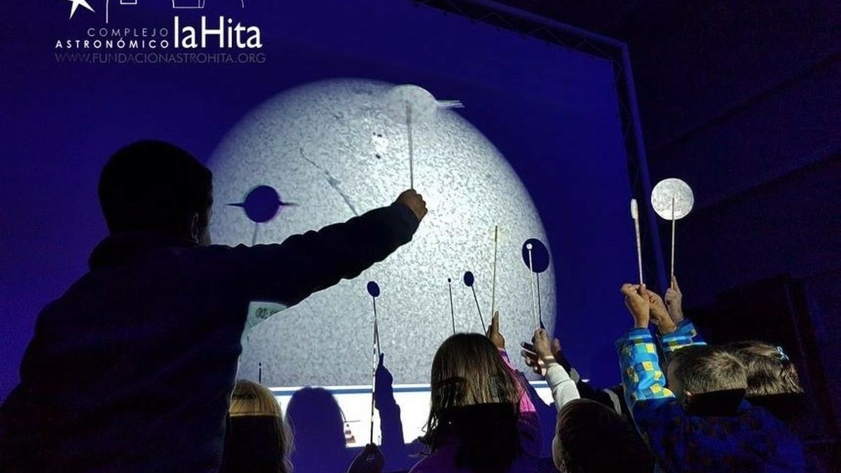 La Hita cumple 20 años de investigación y divulgación científica con el sueño de construir material astronómico