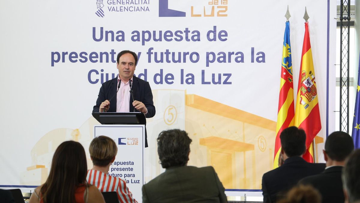 Verdades y bulos sobre la producción para Disney que Pérez Llorca riega con cinco millones por rodar en Alicante