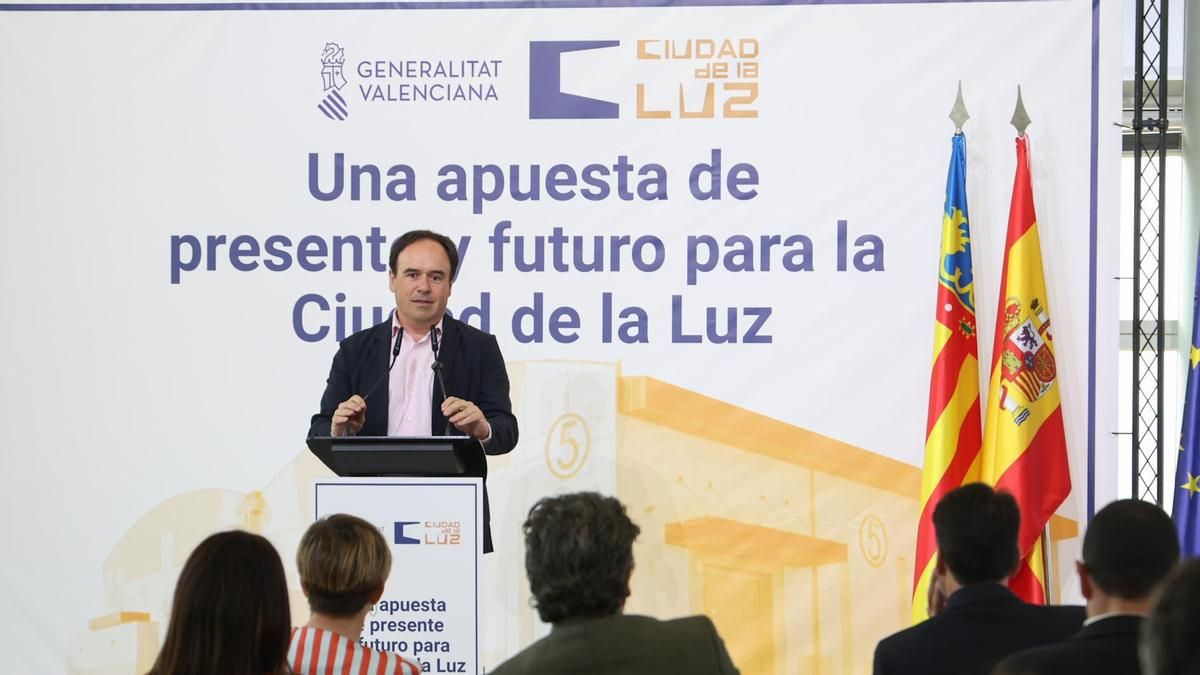 Compromís denuncia ante Antifraude la ayuda de 5 millones de la Generalitat al rodaje de Disney en Alicante: "Huele mal"