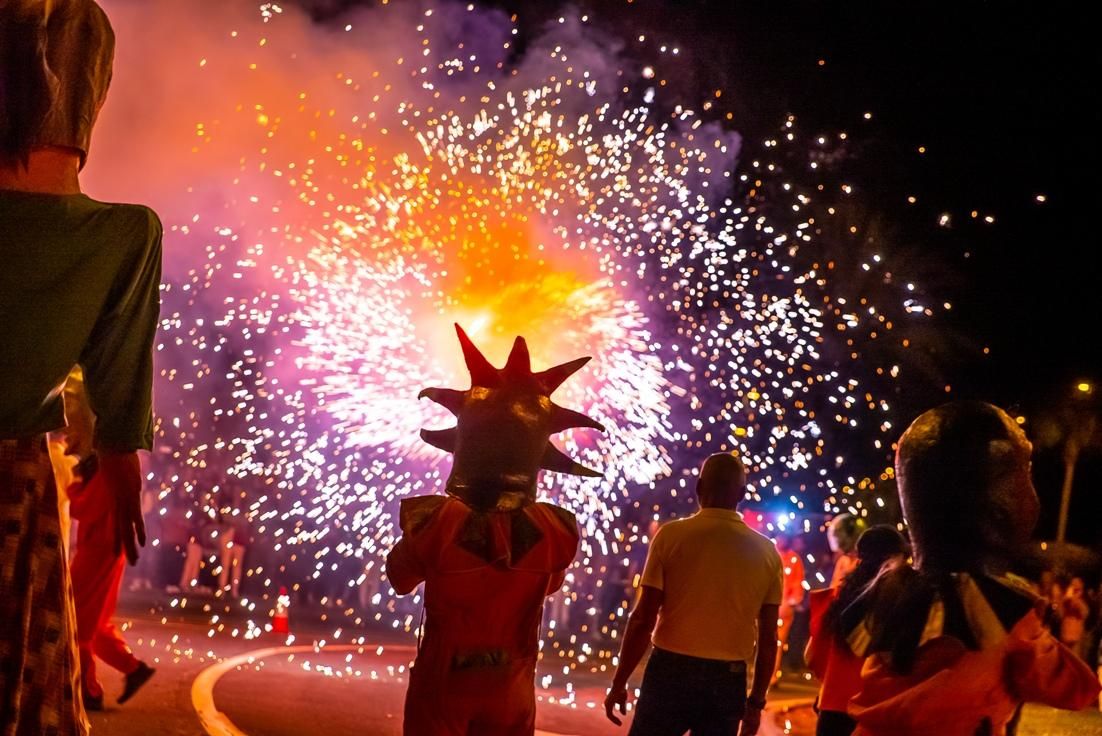 Participantes en la 'Proclama de Danzas'