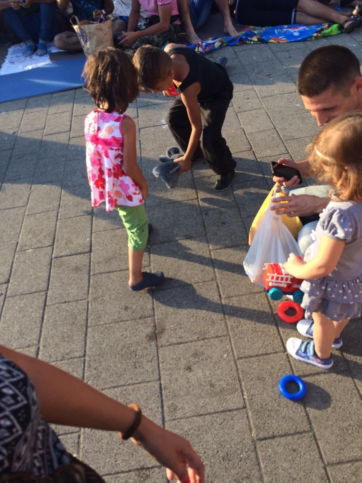 Refugiados en la estación de Keleti de Budapest (LAURA ACOSTA)