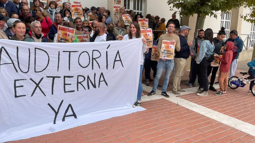El vecindario de Hervías pide una auditoría externa: "Es una vergüenza que el secretario no dé explicaciones"