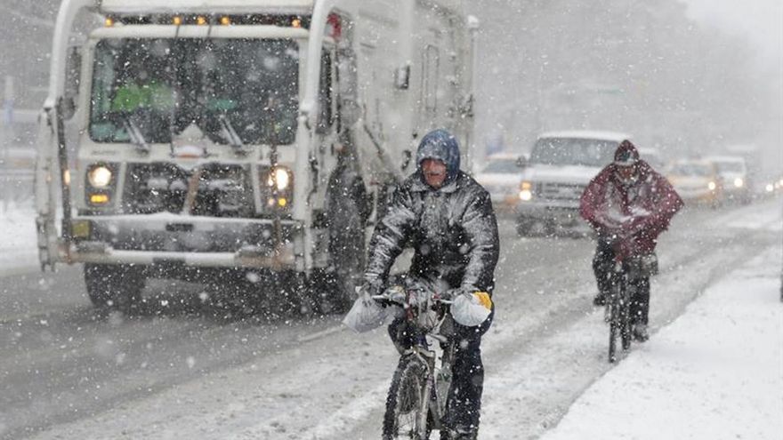 La tormenta de nieve en el noreste de EE.UU. deja al menos tres muertos