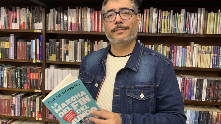 Libro revela, tras 25 años, entretelones de la 'Marcha del Siglo' contra Fujimori en Perú