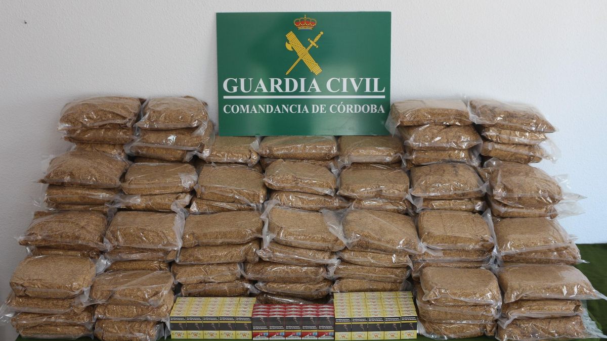 Suplantan la identidad de un vecino de Villanueva de Córdoba para enviar tabaco de contrabando a toda España