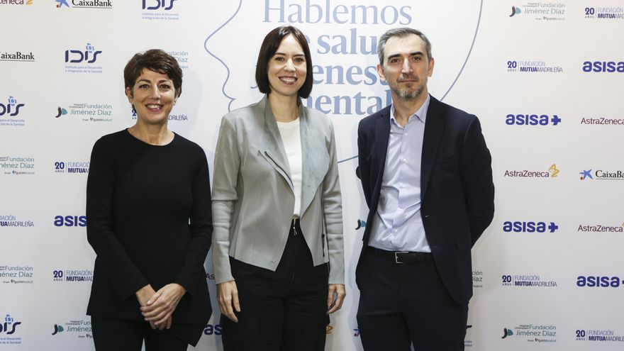 Diana Morant, ministra de Ciencia e Innovación junto a Rosalía Lloret, CEO de elDiario.es e Ignacio Escolar, director de elDiario.es