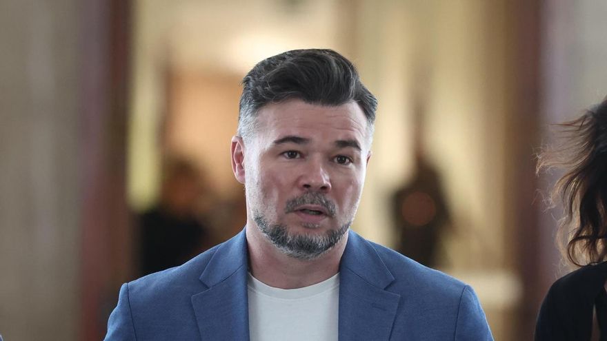 El portavoz de ERC en el Congreso, Gabriel Rufián, a su llegada a la Junta de Portavoces en el Congreso de los Diputados, a 23 de junio de 2026, en Madrid (España).