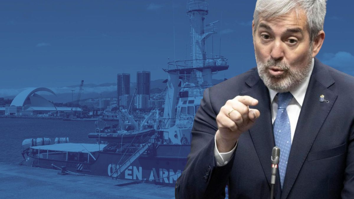 Fernando Clavijo, con el Open Arms detrás.