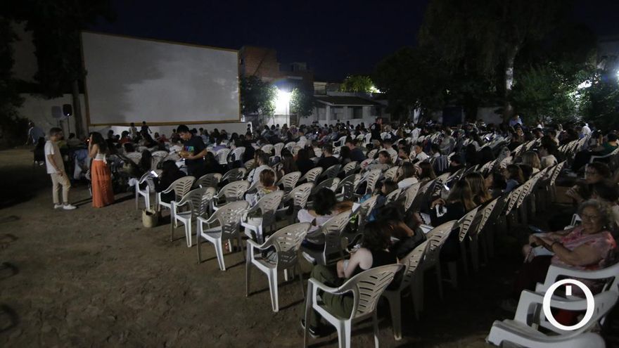 El dueño de los cines de verano asegura que tiene un comprador y ofrecerá un nuevo tanteo al Ayuntamiento