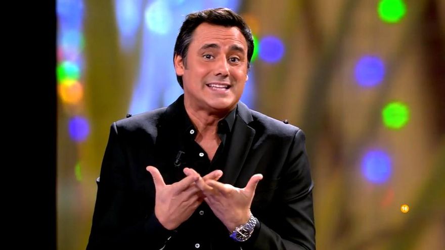 Ion Aramendi abrió 'GH VIP' cantando en directo y reprobó después un comentario de Luitingo: "¿Qué insinúa?"