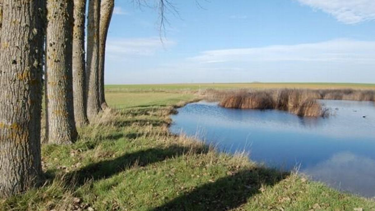 Ruta de Las Lagunas por el sudeste de León, a ritmo tranquilo.