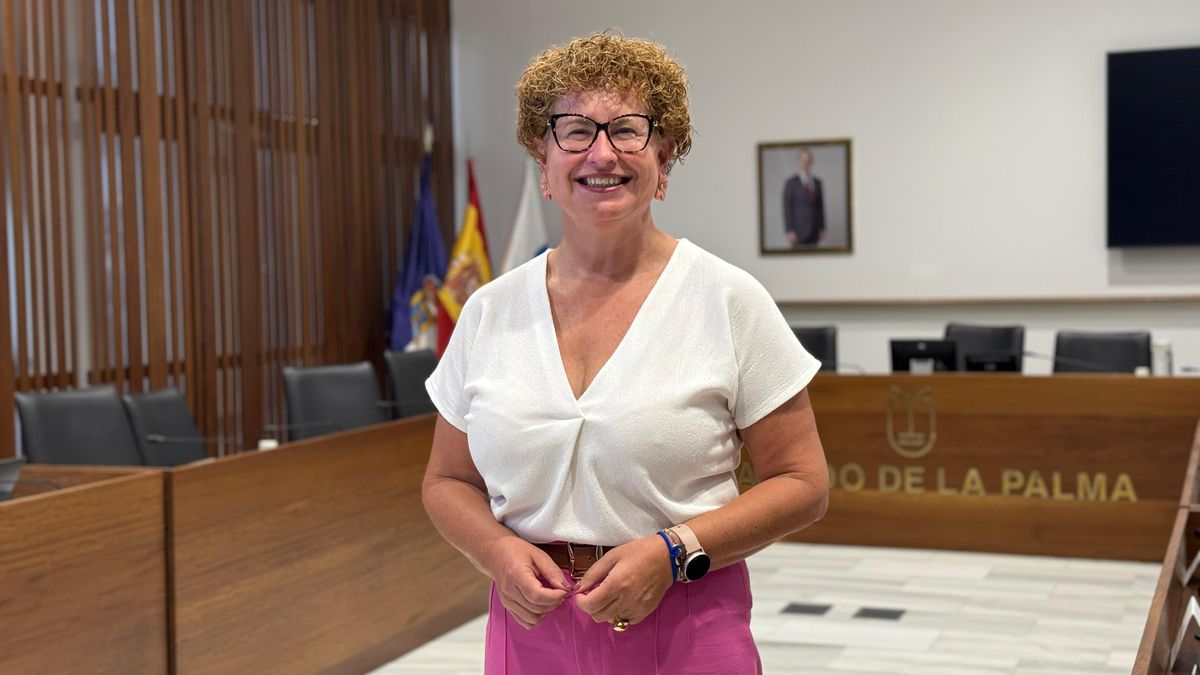 Nieves Hernández, portavoz del Grupo Popular en el Cabildo de  La Palma.