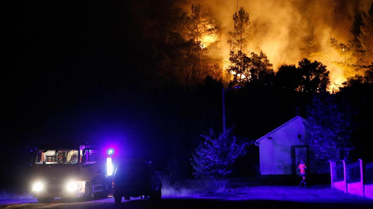 La Xunta rebaja la alerta en Ourense tras dos semanas en nivel 2 ante la peor ola de incendios del siglo en Galicia