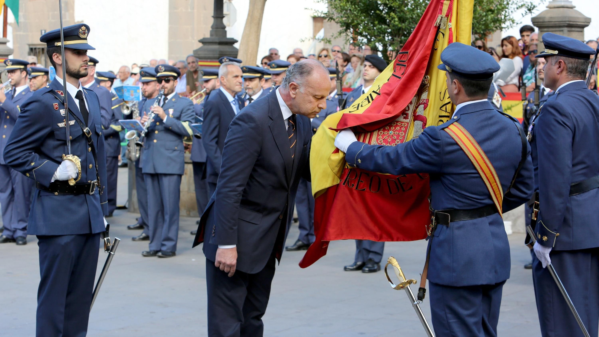 El senador del PP Jorge Alberto Rodríguez. en la jura de bandera celebrada en Arucas.