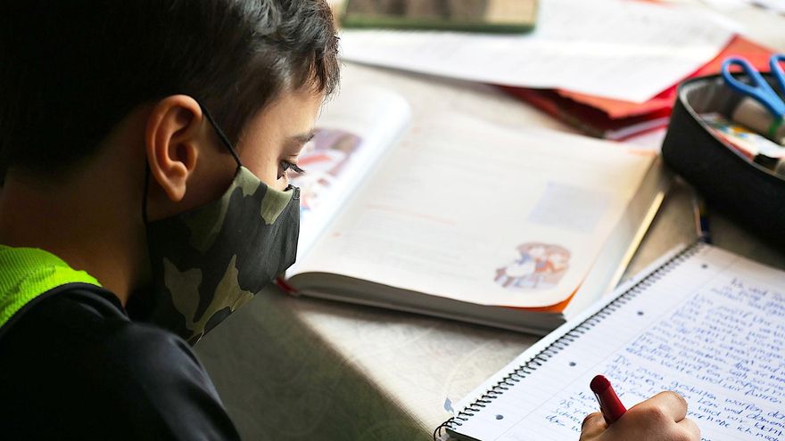 El puente de San José deja confinados a 553 estudiantes en Navarra