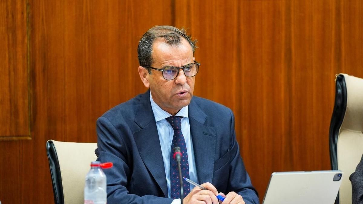 La dirección de la RTVA se compromete a investigar la filtración del temario de las oposiciones