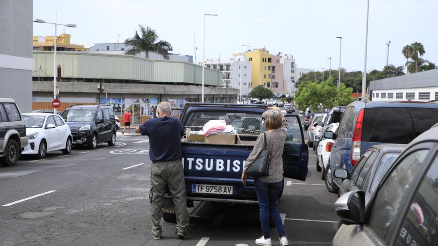 Centro de donaciones en La Palma / FOTO: JOSÉ BRINGAS