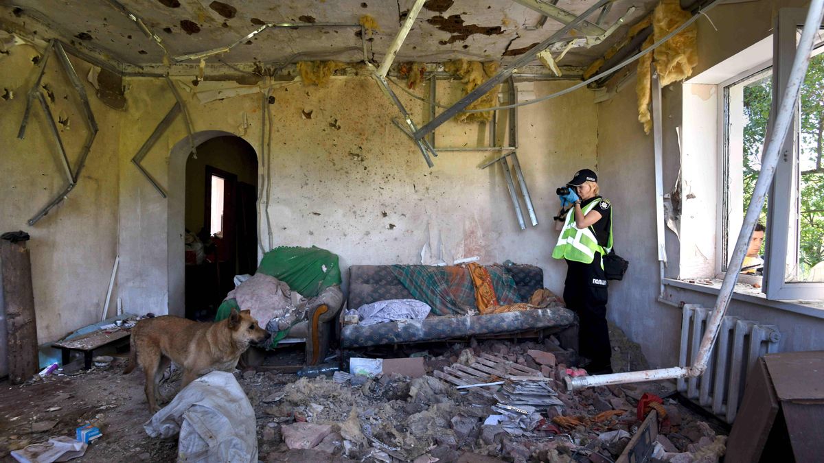 Imagen de archivo de un bombardeo en Járkov.