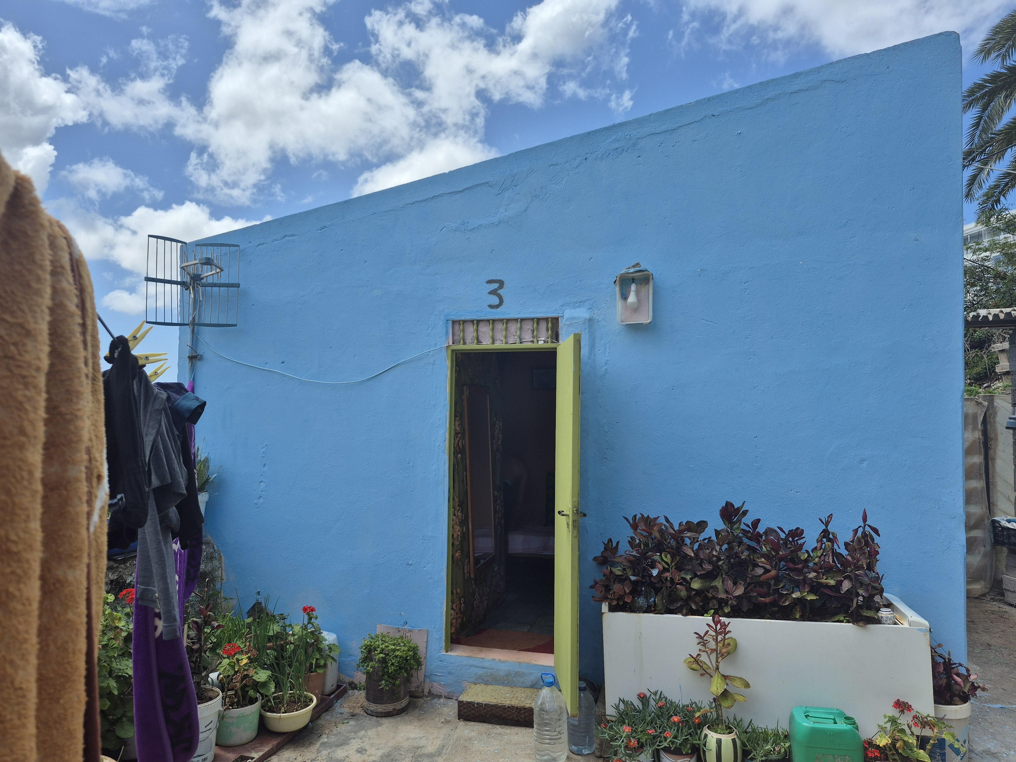 Una de las viviendas de la finca de Mr.Leacock en riesgo de desahucio.
