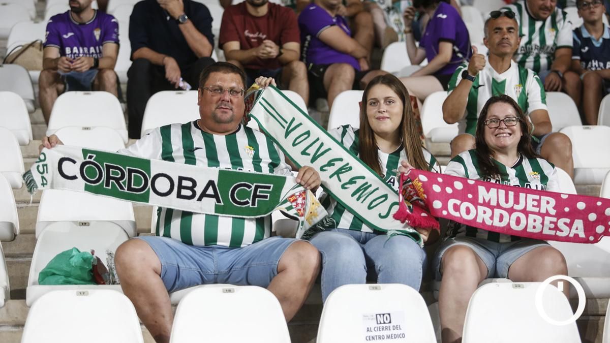 Grada Blanquiverde del Córdoba CF - CD Castellón