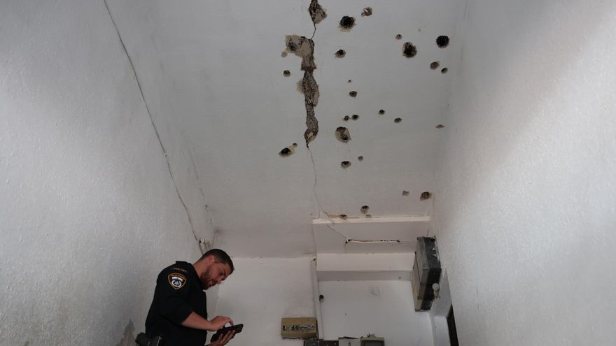 Daños causados en una vivienda por el impacto de un misil iraní, el 31 de marzo de 2026.