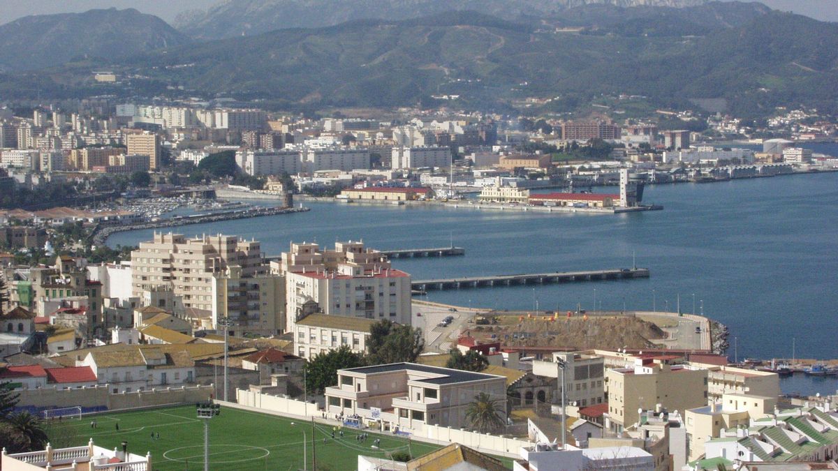 Archivo - Vista aérea de Ceuta