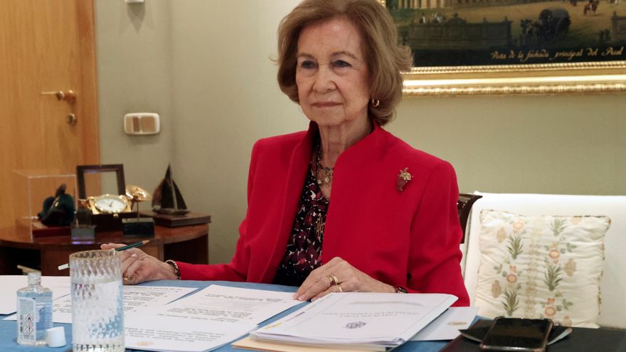 ¿Qué significa honrar a alguien en nombre de la universidad?