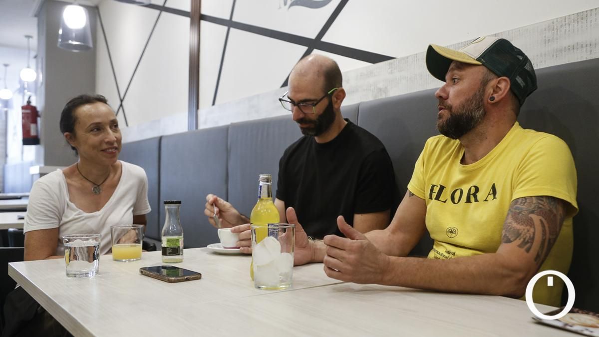 Entrevista a asistentes artísticos de Flora.