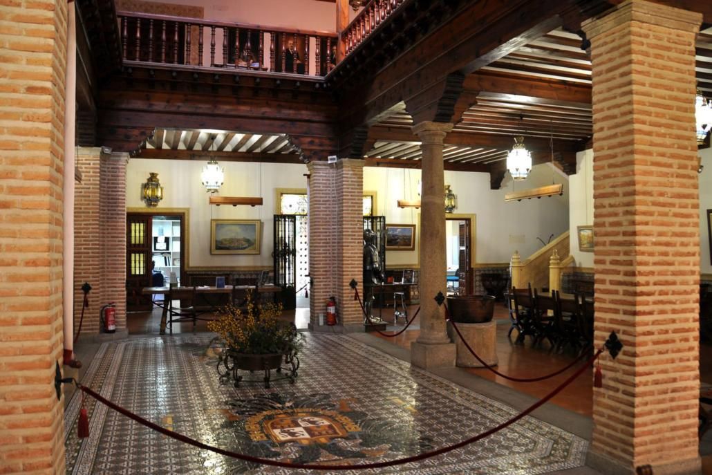 Patio de la Plaza de San Vicente, 3. Delegación del Gobierno