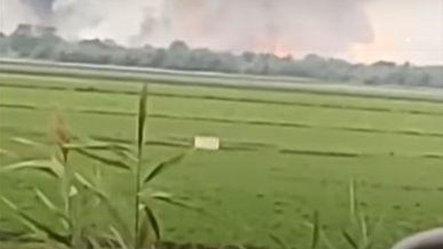 Imagen de la explosión en un depósito de municiones en Crimea