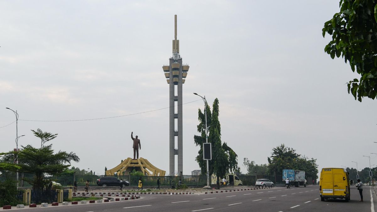 Estatua de Patrice Lumumba en Kinshasa, la capital de República Democrática del Congo.