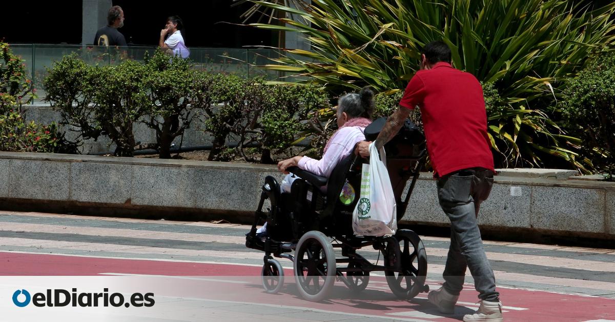 En Canarias se espera 430 días por la ayuda a la dependencia y el año pasado murieron en la lista más de 2.000 personas