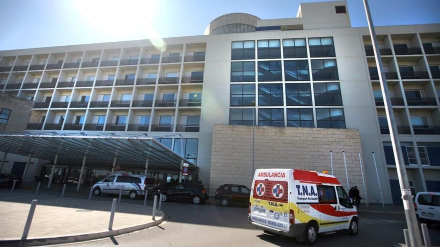 Una sentencia frena a Ribera Salud y descarta el ahorro de casi 15 millones en liquidaciones del hospital de Alzira
