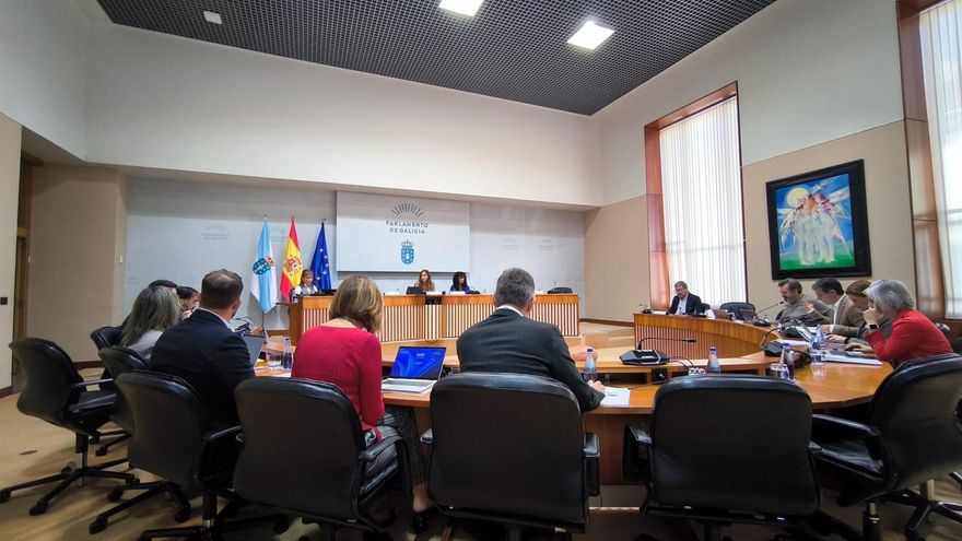 BNG y PSOE plantan la ponencia de la comisión de contratos y acusan al PP de impedir su funcionamiento