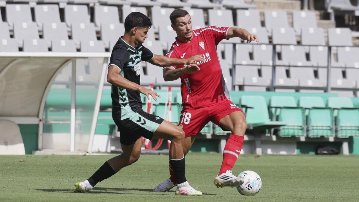 Las imágenes del Córdoba CF - Betis Deportivo de pretemporada