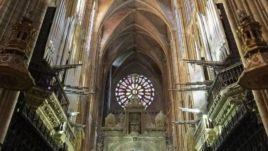 La Catedral de la luz que desafina: la maldición de un Festival Internacional de Órgano de León moribundo