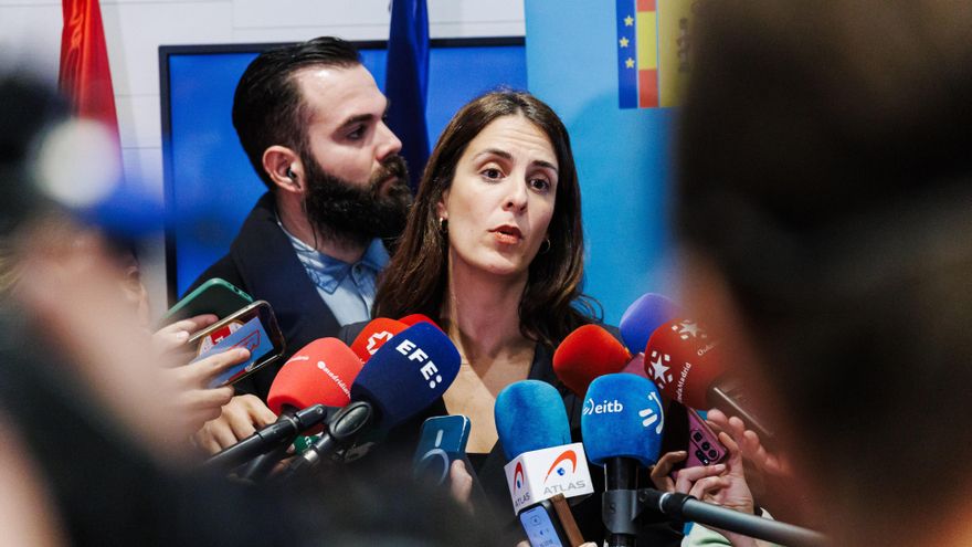 Archivo - La portavoz de Más Madrid en el Ayuntamiento, Rita Maestre, atiende a los medios de comunicación, en la Galería de las Colecciones Reales, a 4 de diciembre de 2024, en Madrid (España).