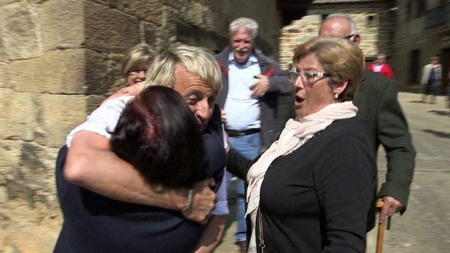 Las mujeres de Villardeciervos , rendidas a Calleja