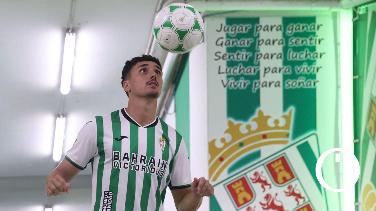 Presentación de Ignasi Vilarrasa con el Córdoba CF