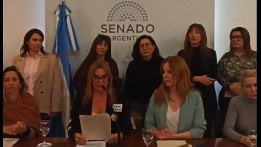 Periodistas Argentinas destaca el debate social y la organización logrados tras las denuncias contra Pedro Brieger