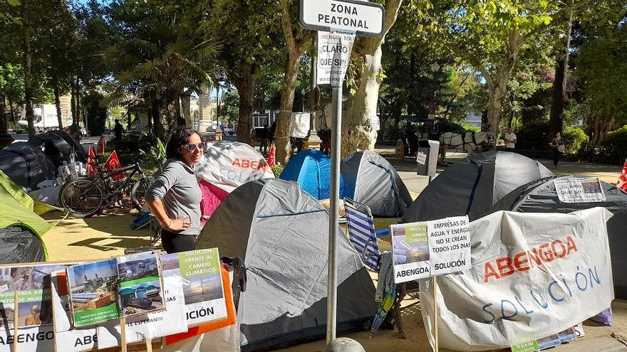 Los trabajadores de Abengoa luchan por sus empleos tras años sin representación en la compañía: "Ya no tenemos miedo"