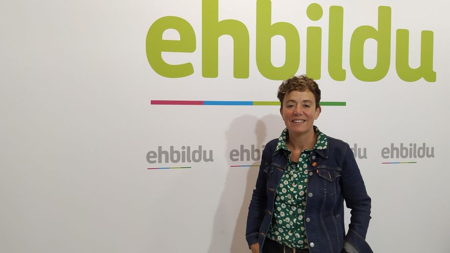 Bel Pozueta en la sede de EH Bildu en Pamplona