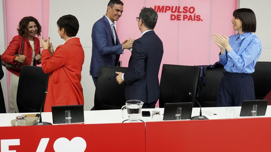 El PSOE y sus socios se comprometen a dar estabilidad a la legislatura tras las elecciones en Catalunya
