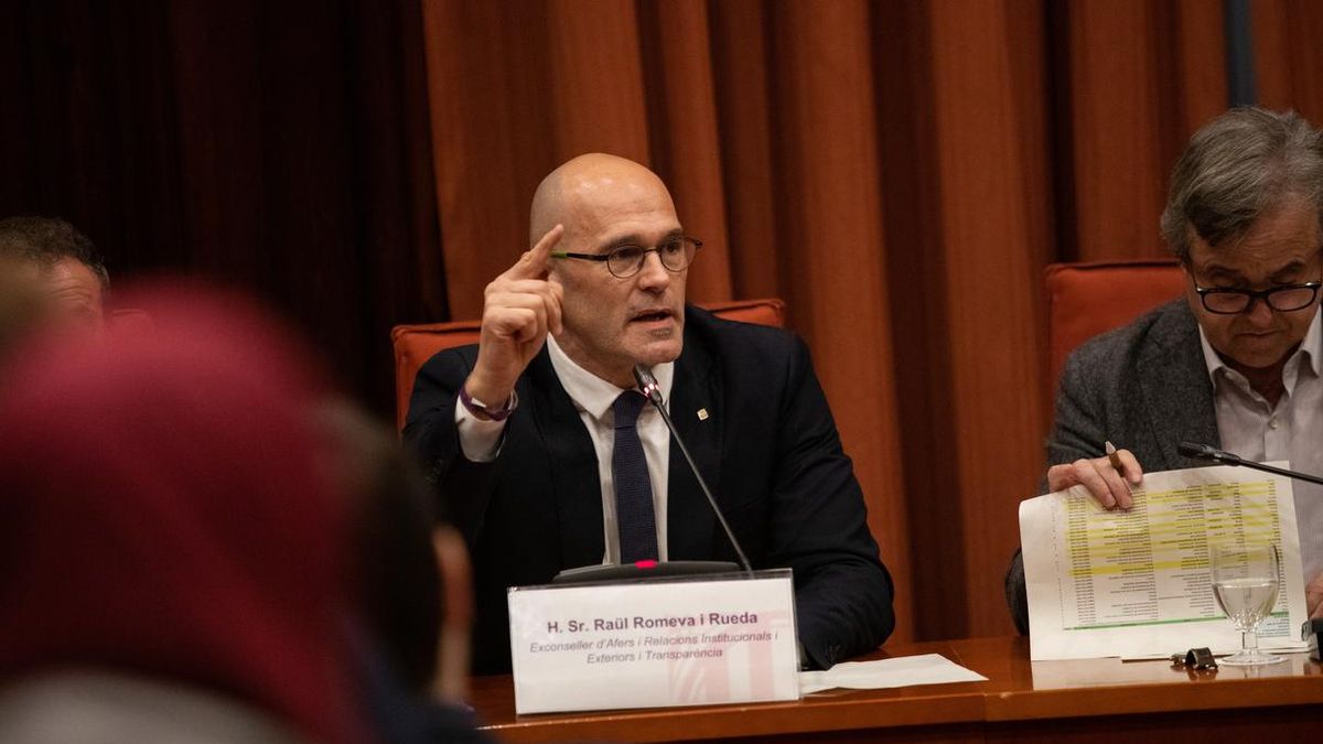 Romeva llama a todos los partidos a rebajar la tensión: "Dejemos de hacer sufrir a la gente"