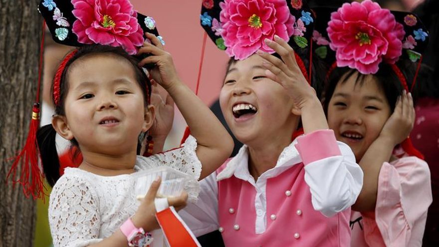 China empieza a reducir el desequilibrio de género con la política del segundo hijo