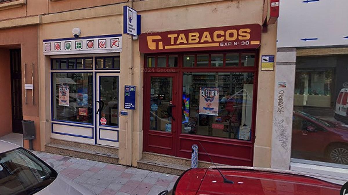 El estanco de la calle de Juan de Badajoz en León.