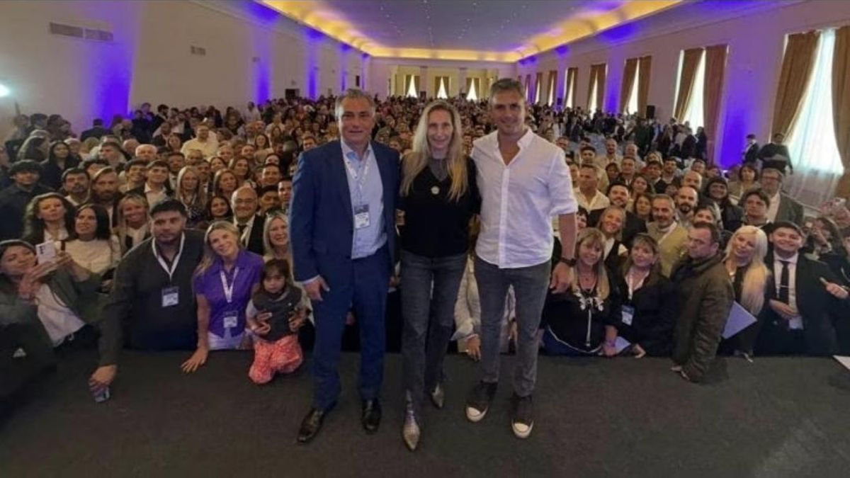Karina Milei encabezó un acto con dirigentes en Mar del Plata.